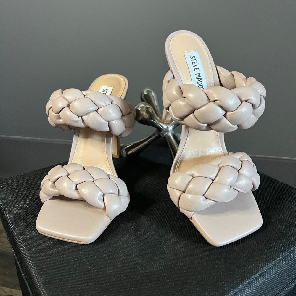 NWOT STEVE MADDEN Kenley Heel Taupe - Picture 3 of 6